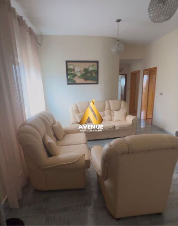 Apartament me Qera, 2+1+ Kuzhinë e vecuar, pranë Rezidencës Fiori Di Bosko , Tiranë
