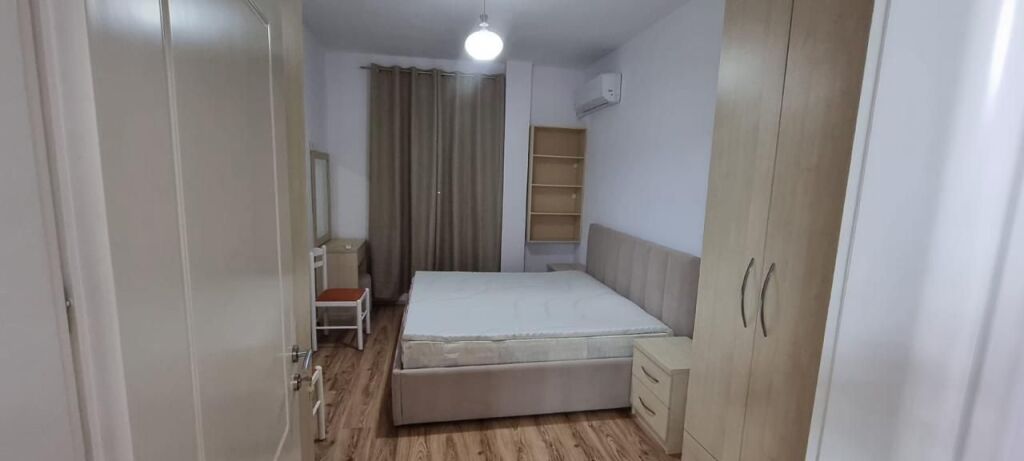 🏠Sauk,jepet me qera kati i II-te i nje vile 3+1,i mobiluar.55,000Leke 