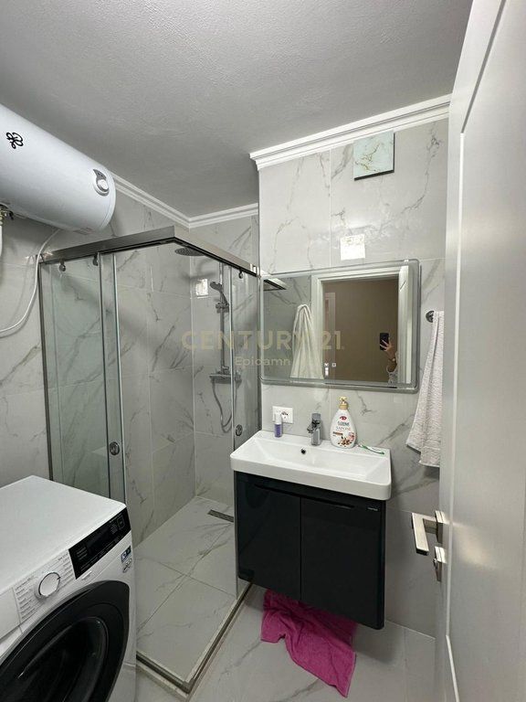 APARTAMENT 2+1+2 PËR QIRA NË VOLLGA !