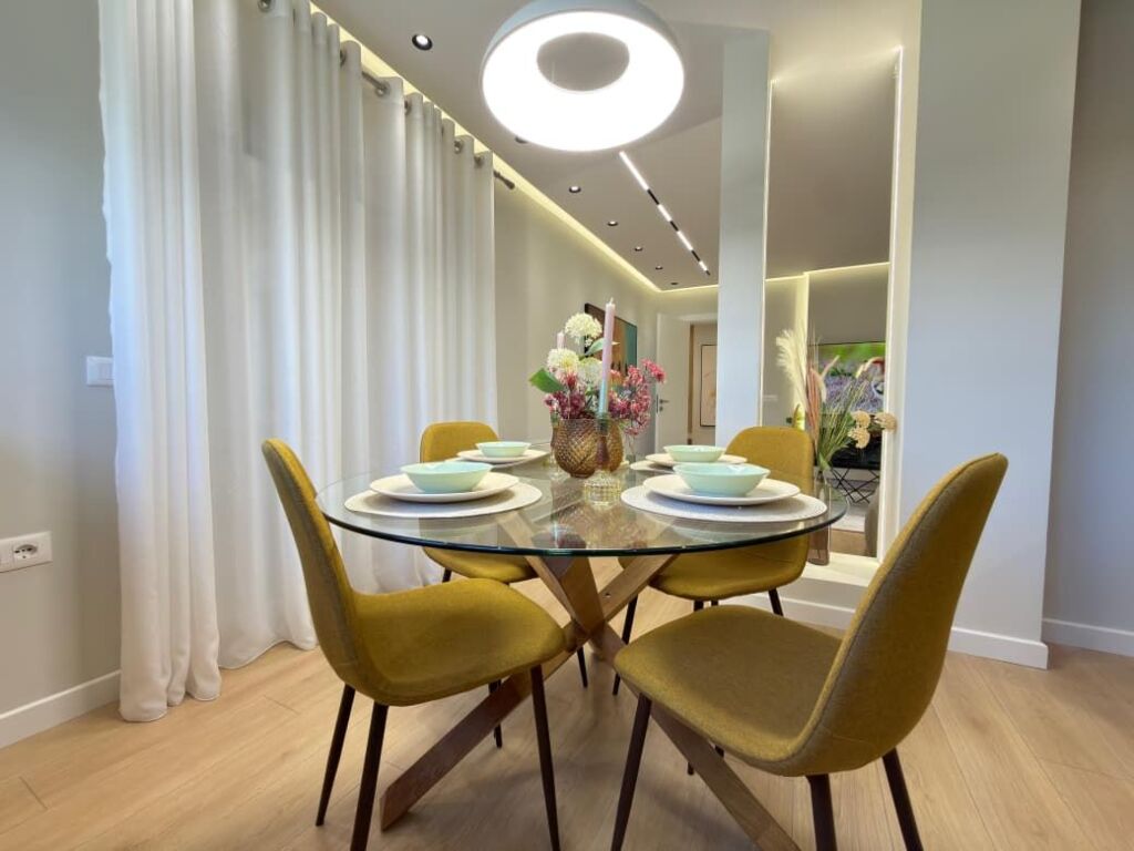 Apartment 2+1+2 for sale at Zogu i Zi!
