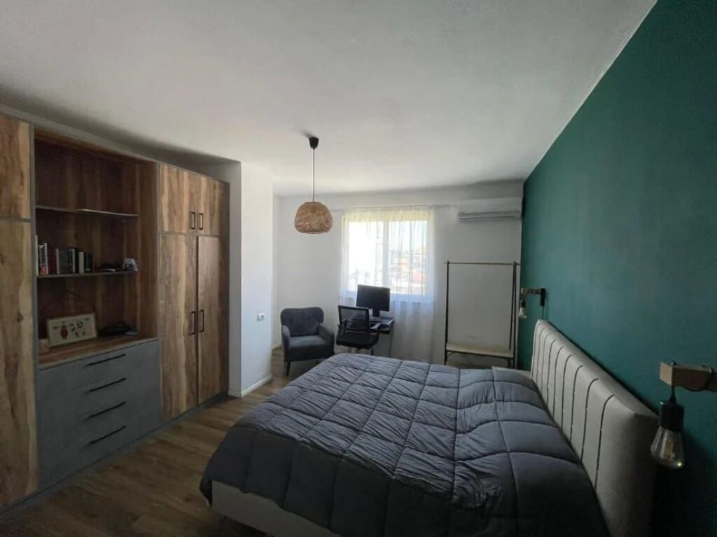 Apartament me qera - Rruga e Dibres