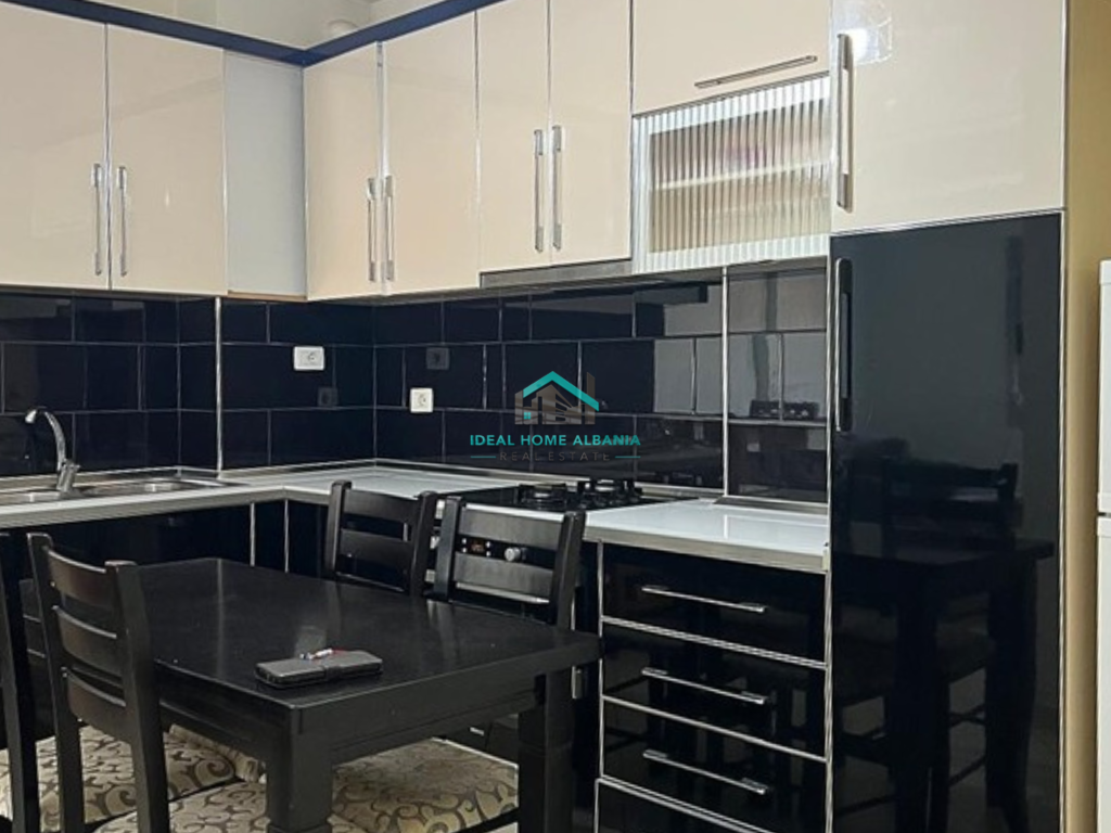 Apartament me Qera 2+1, Bishti Kalldremit, Vlore.