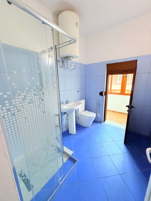JEPET ME QERA APARTAMENT 2+1 PRANE GALAKTIKUT, DURRES