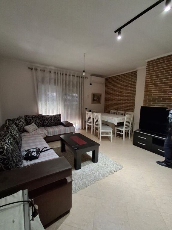 ✨ Shitet apartament super modern 2+1 me verandë fantastike ✨ Prane Martenitetit , Durres