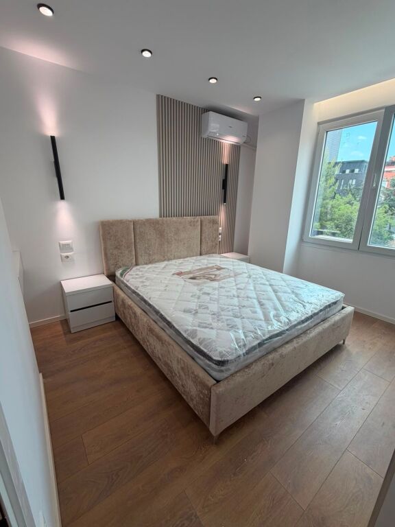 Appartamento 1+1 in affitto vicino a 21 Dhjetori!
