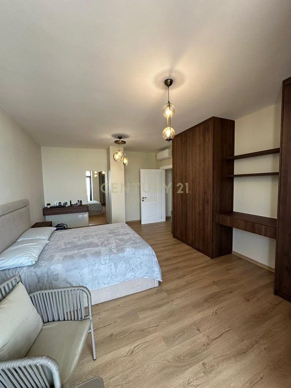 APARTAMENT 2+1+2 PËR QIRA NË VOLLGA !