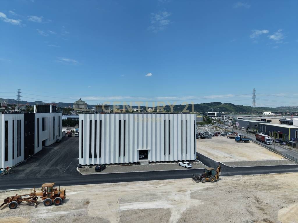 Multifunctional Building for Rent – Tirana–Durrës Highway