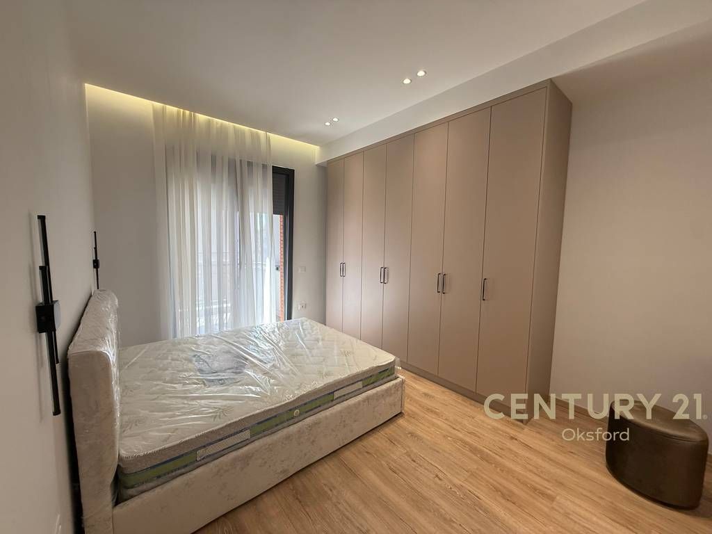Apartament per qira 2+1+2 i mobiluar, tek Kompleksi "Deliorgji"! 1,350 € /Muaj