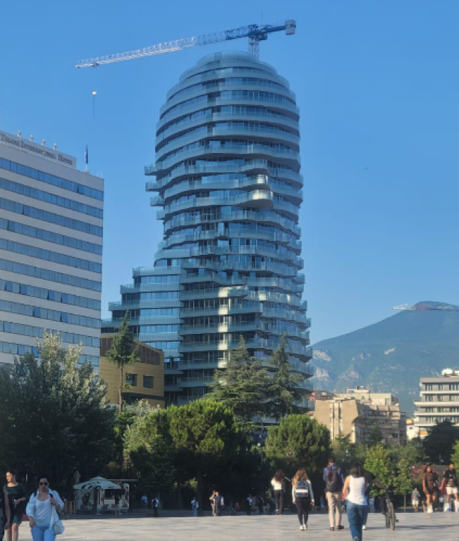 Shitet Apartament 1+1 – TIRANA'S ROCK, Sheshi Skënderbej