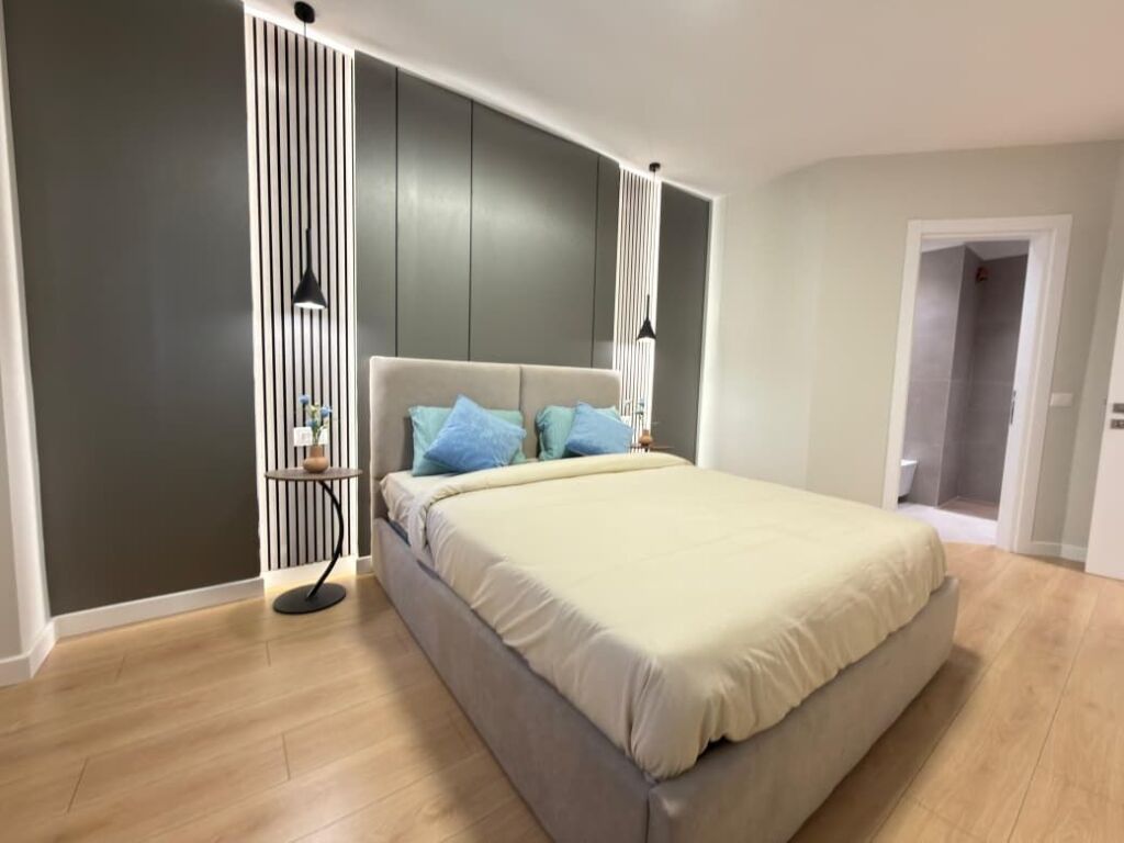 Apartment 2+1+2 for sale at Zogu i Zi!