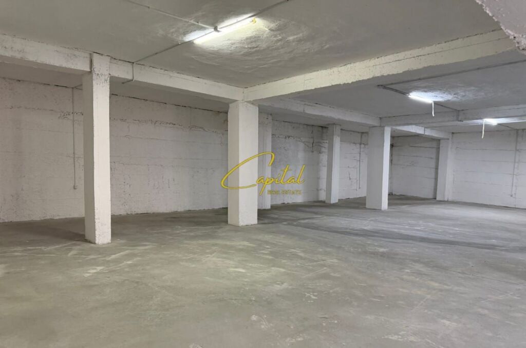 MAGAZINE ME QIRA 500 M2 SHKOZE 200.000 LEKE