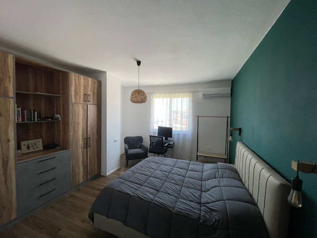 Apartment 1+1 for rent Dibra Street !