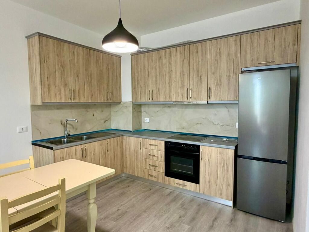 Apartament 2+1 per qira tek Ish Dogana !