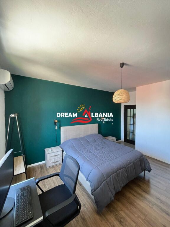 Jepet Apartament 1+1 Rruga Dibres afer  shkolles Misto Mame.(ID 4219499)
