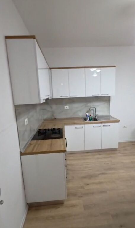 APARTAMENT ME QERA 2+1 + Post Parkimi - PASKUQAN, TIRANE