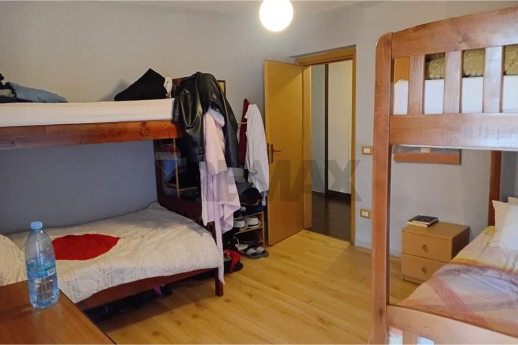 Apartament 3+1 me qera Sheshi Skenderbe