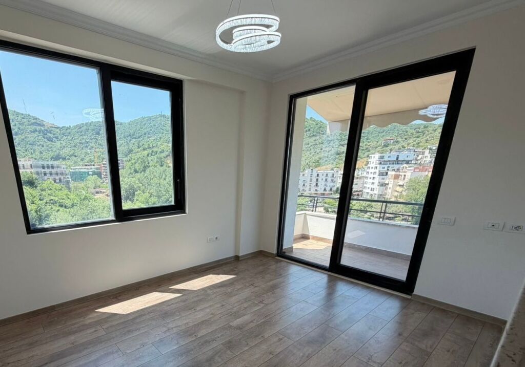 VENDESI APPARTAMENTO 2+1 Lago Secco
