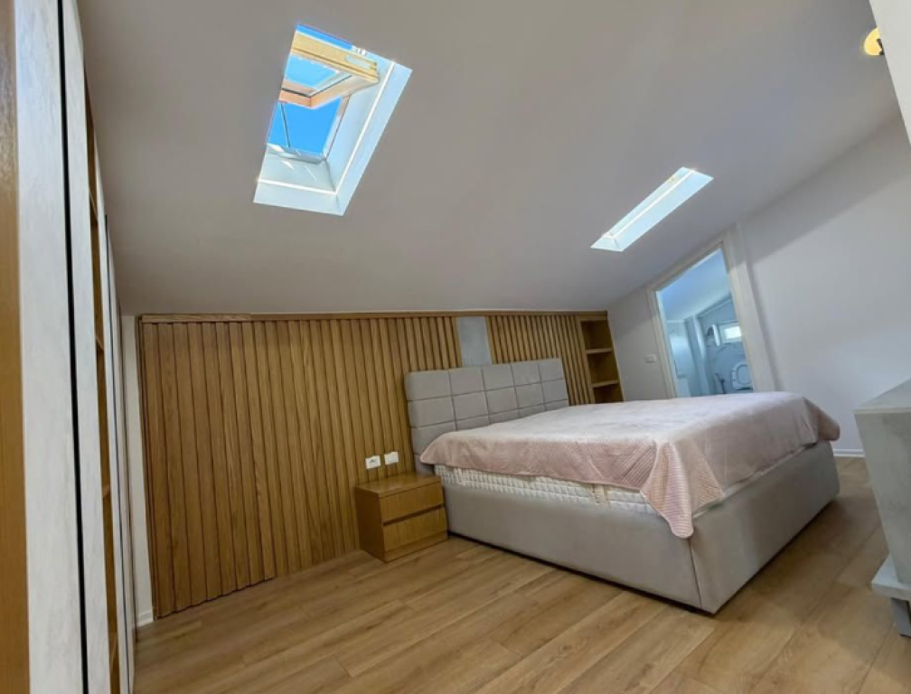 Penthouse me Qira – Secret Garden Residence, pranë TEG
