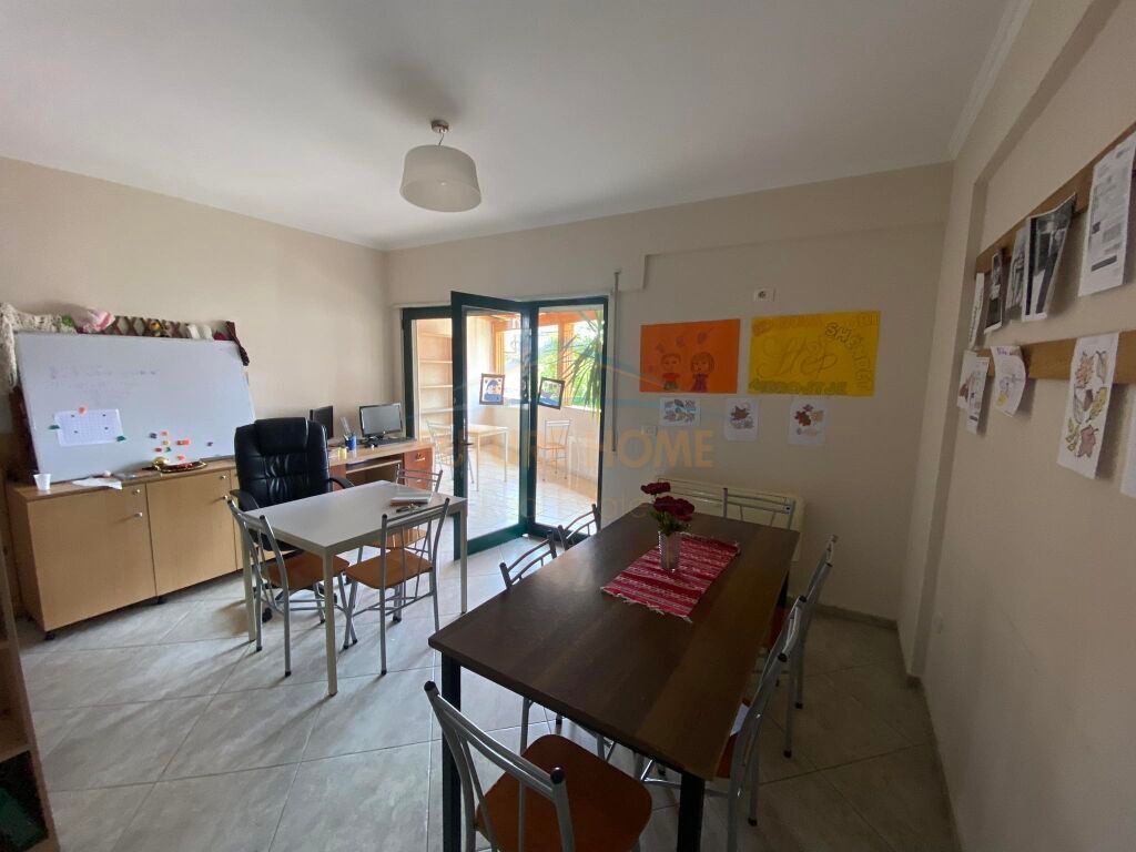 Qera, Ambient Komercial, Don Bosko Tiranë 1,200 €