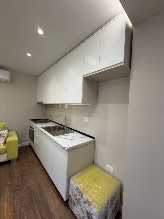 Apartament 2+1+2 me qira në Sauk,prane Akademis se Policis!