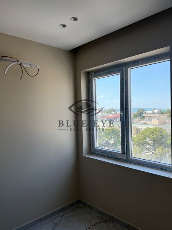 Apartment 1+1 for sale in Golem, near VM Residence.