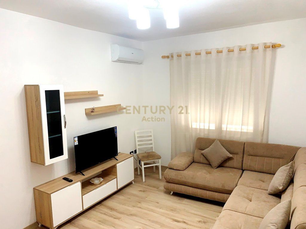 RENTING 1+1 APARTMENT IN THE CENTER - DURRËS!