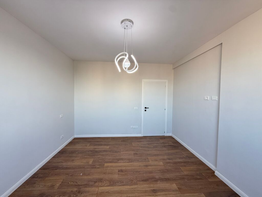 Apartament 2+1 Për Shitje, Afër Hotel Adriatik, Durrës!!