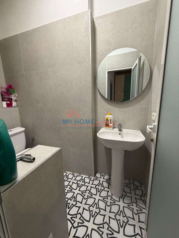 Apartament 1+1 me Qera Rruga e Barrikadave Tirane