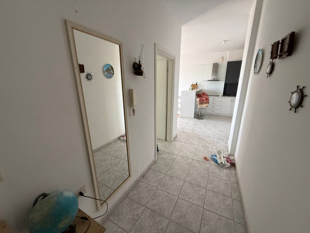 APARTAMENT 1+1 ME PAMJE TË MREKULLUESHME NGA DETI NË PLAZHIN E DURRËSIT!