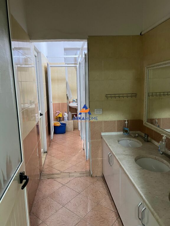 BUSINESS PREMISES FOR RENT 160M2 "RRUGA RIZA CEROVA, NEAR SCHOOL 4 DESHMORET" 120,000 LEKE