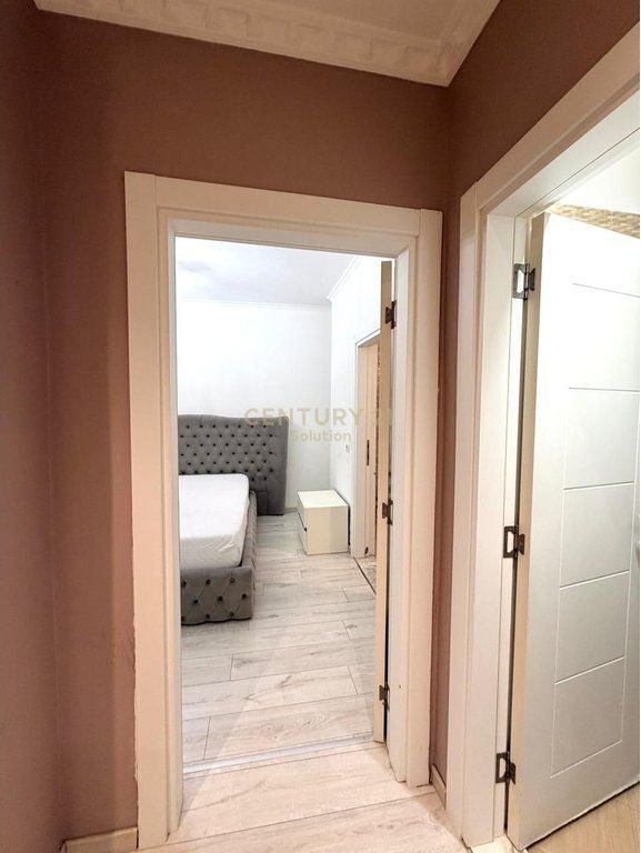 VENDESI APPARTAMENTO 2+1+2 ALLA KOMUNA PARISIT