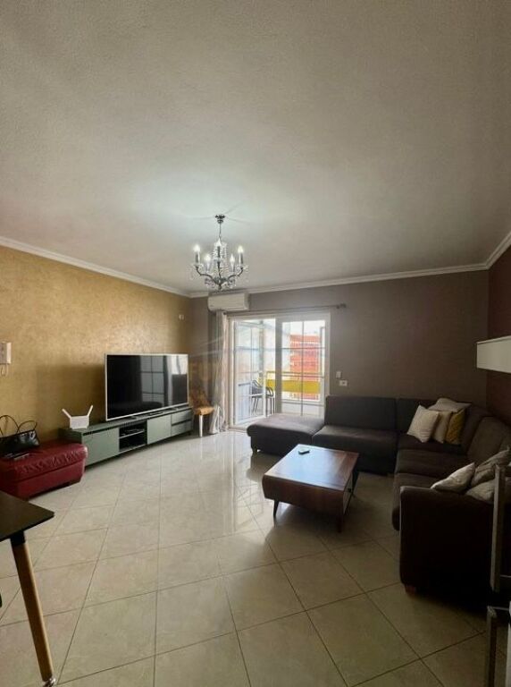 Qera, Apartament 2+1+2, Rruga Irfan Tomini, Tiranë.