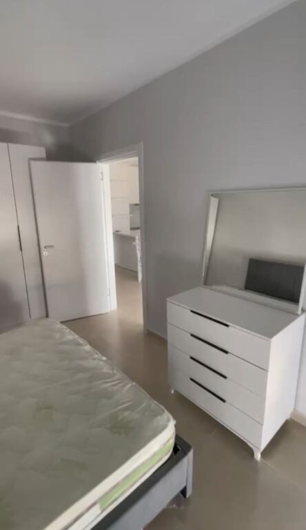Affitto | Apartament 2 + 1 | Rruga 5 Maji | 450 €/mese