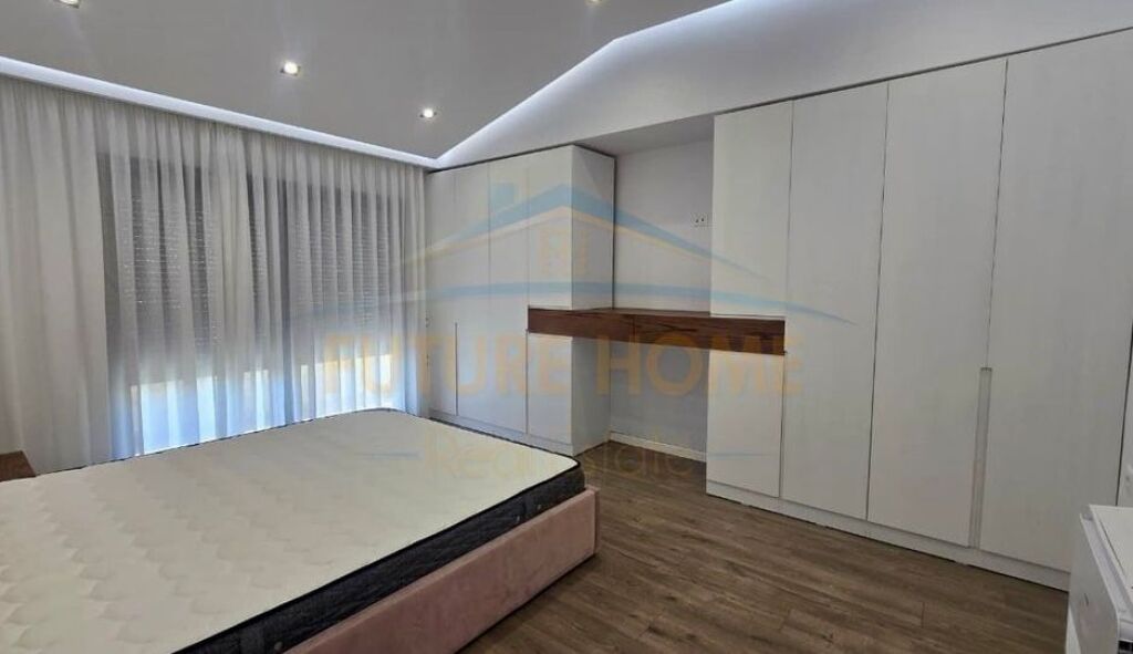 Qera,Apartament 2+1, Rruga Thesarit,Fresku,Tirana.
