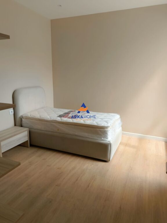 JEPET ME QIRA VILË PREMIUM "REZIDENCA GREEN VALLEY, LIQENI I THATË " 3000 EURO