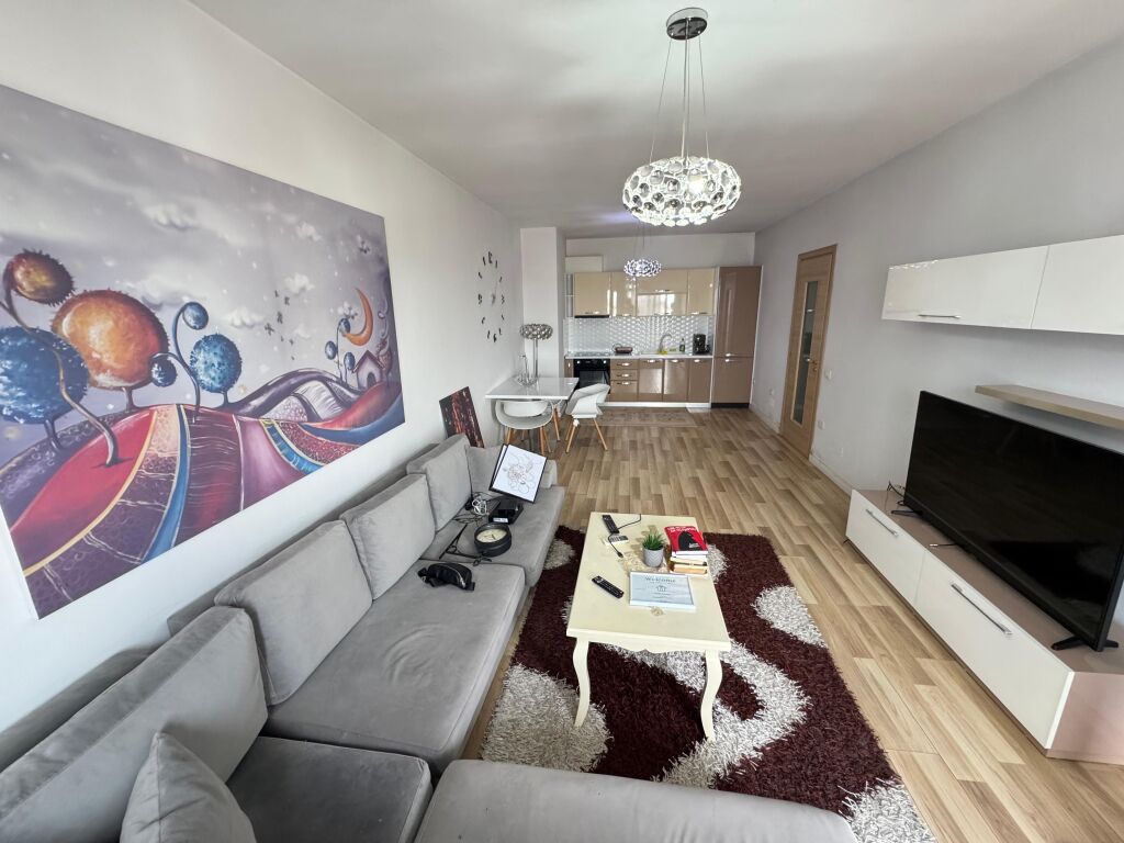 🏡 Jepet me qira apartament 1+1 në Don Bosko  📍 Përballë Vizion Plus 🏢 Kati i 9-të, me 2 ashensorë 🛋️ Apartament 1+1 💶 Çmimi: 600 €/muaj