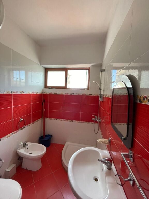 Apartament 1+1 per shitje ne Durres.