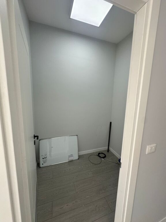 🏢 Spazio Commerciale Premium in Affitto – Via Hoxha Tahsim, Tirana