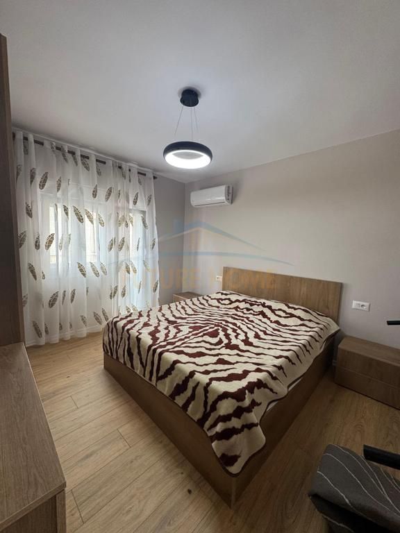 Qera,Apartament 1+1 Sheshi Willson,Tirane 700 €