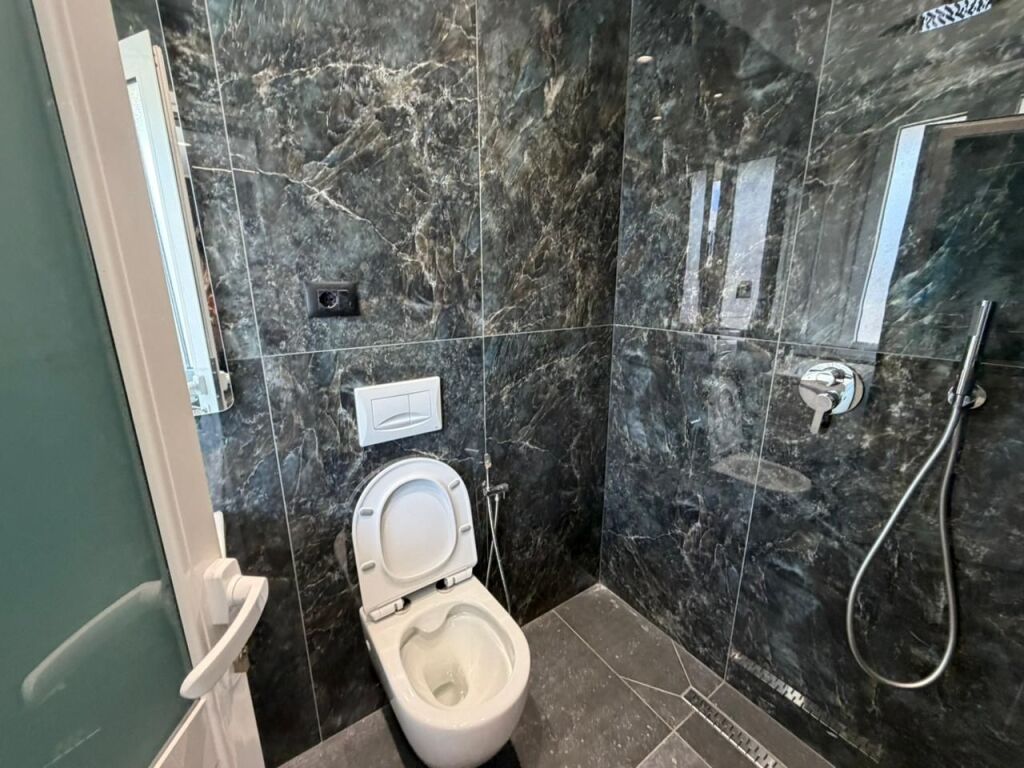 🏡Jepet me qira apartament 2+1+2   📍 Vendndodhja: Sauk💶 Çmimi: 450 €/muaj