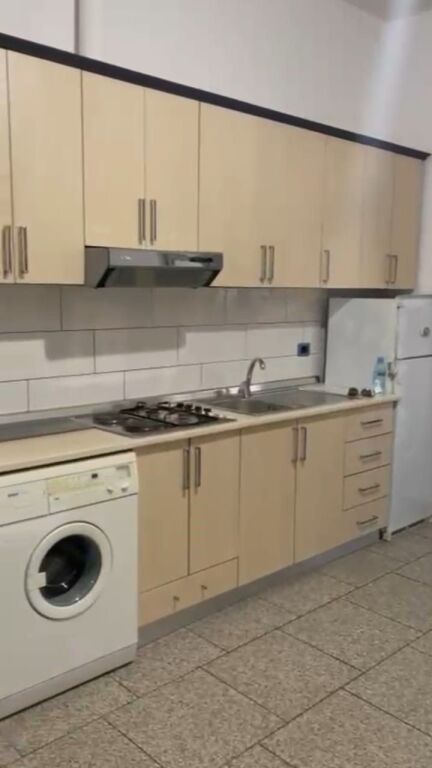 Qera | Shtëpi private 1 + 1 | Kodër-Kamza | 250 €/muaj