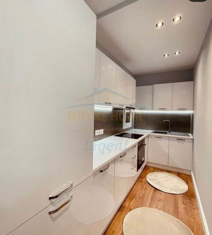 Qera, Apartament 2+1, Ish Parku i Autobuzave, Tirane.