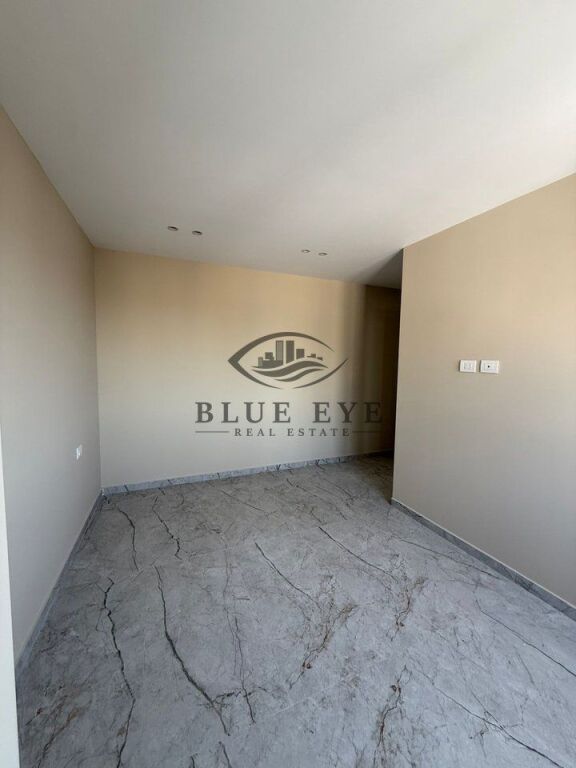 Apartment 1+1 for sale in Golem, near VM Residence.