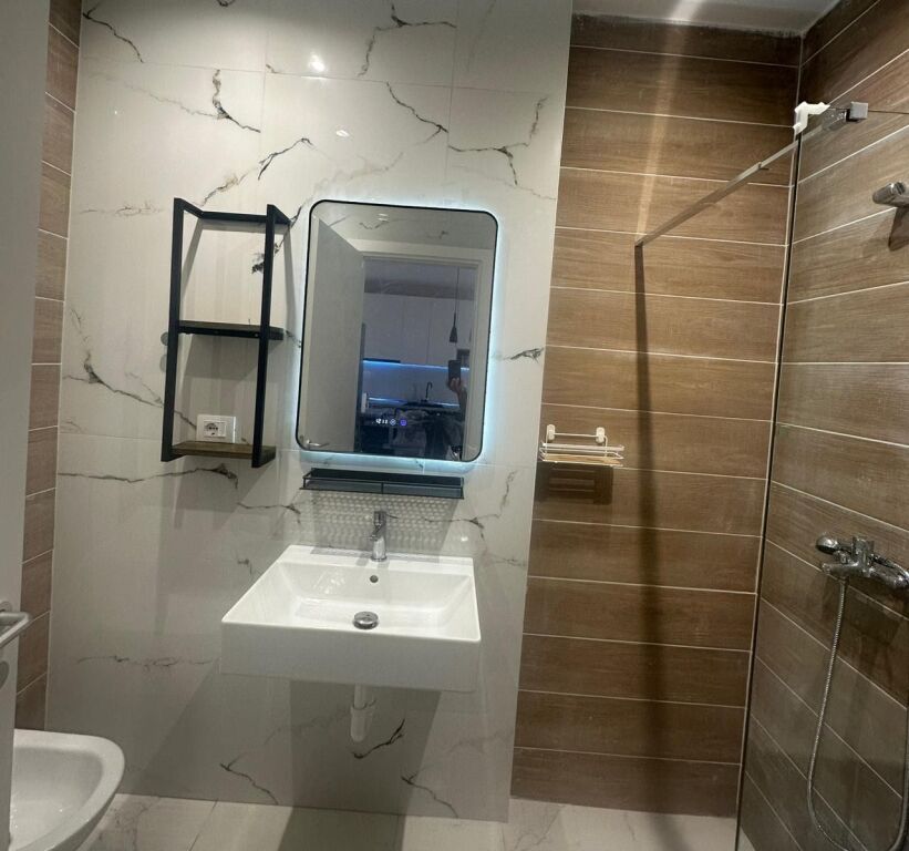 Apartament 1+1 me qira tek Univers City!