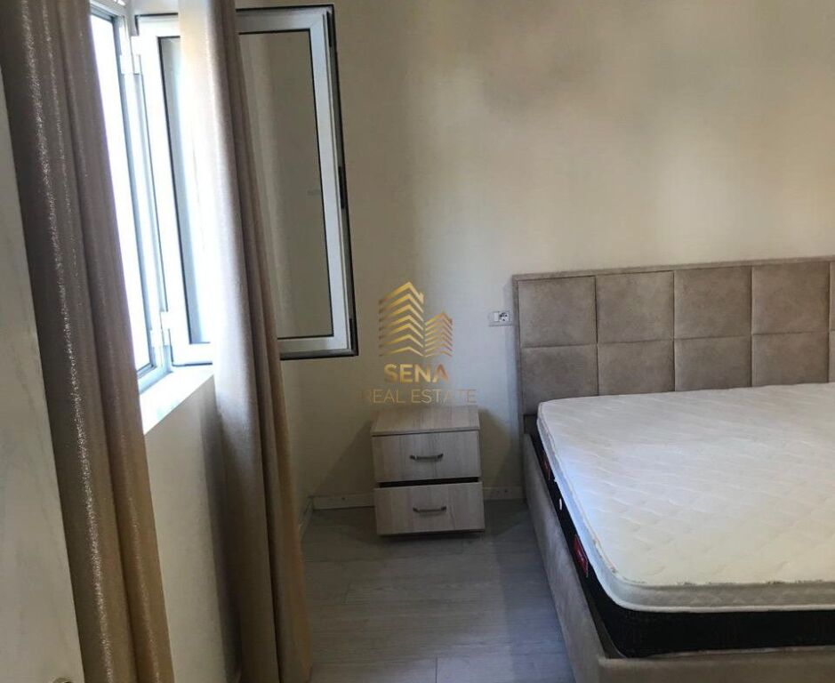 Affitto, Ingresso Privato 1+1+Posto Auto, Ex Mercato Elettrico, 40.000 Lek/mese