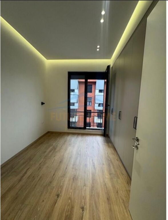 Affitto, Appartamento 2+1+2, Complesso Delijorgji, Tirana.