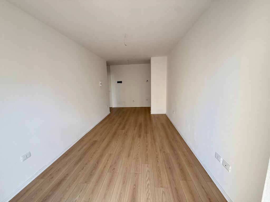 APARTAMENT PËR SHITJE 2+1+2 BANJO NË PLAZHIN ILIRIA!