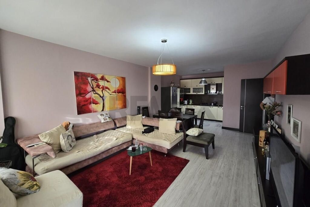 Apartament 1+1 me qera Dritan Hoxha