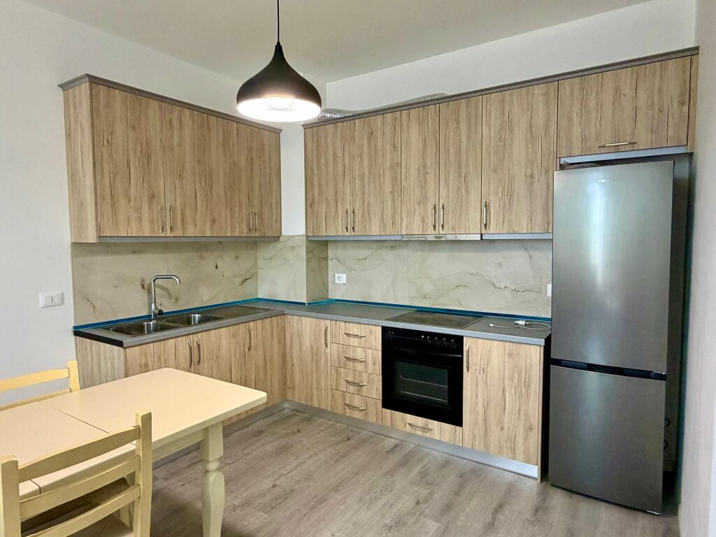 Jepet Apartament 2+1 Me Qera tek dogana