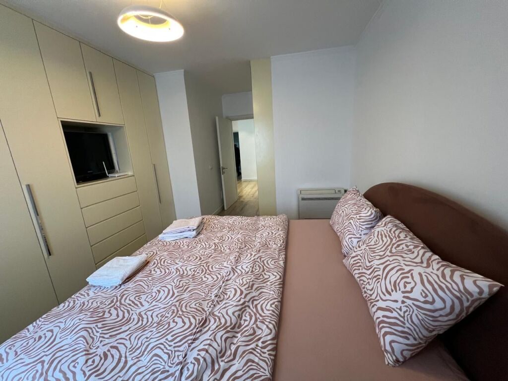 Apartment 2+1+2 for Rent in Brryl, Fully Furnished